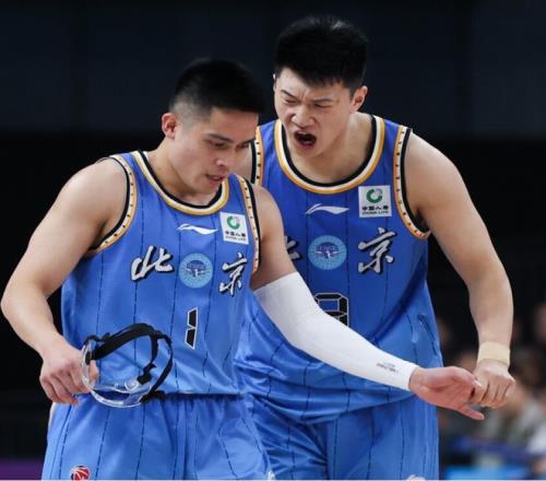 罗马第,轮以,逆转恩波利,星空体育StarSky官网,StarSky星空娱乐,星空体育投注,星空体育平台,星空赛事直播,星空体育app下载