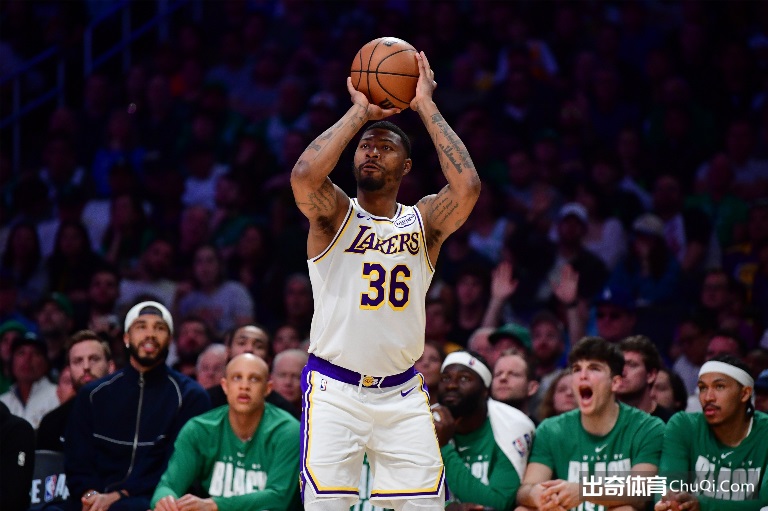 NBA,日焦点对决,国王大战精,星空体育StarSky官网,StarSky星空娱乐,星空体育投注,星空体育平台,星空赛事直播,星空体育app下载