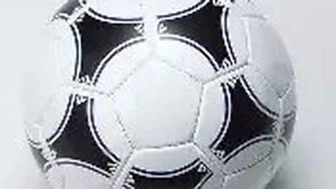 内马尔角球制胜，荣膺本周进球王